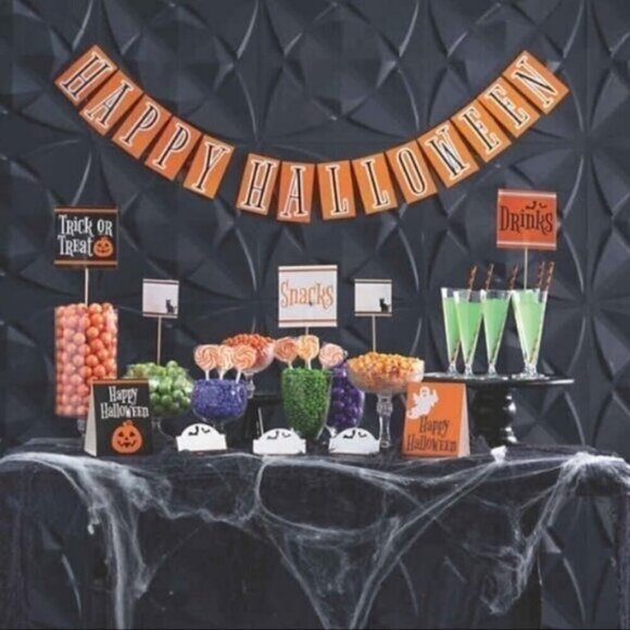 Halloween Buffet Table Decorating Kit - Picture 1 of 2